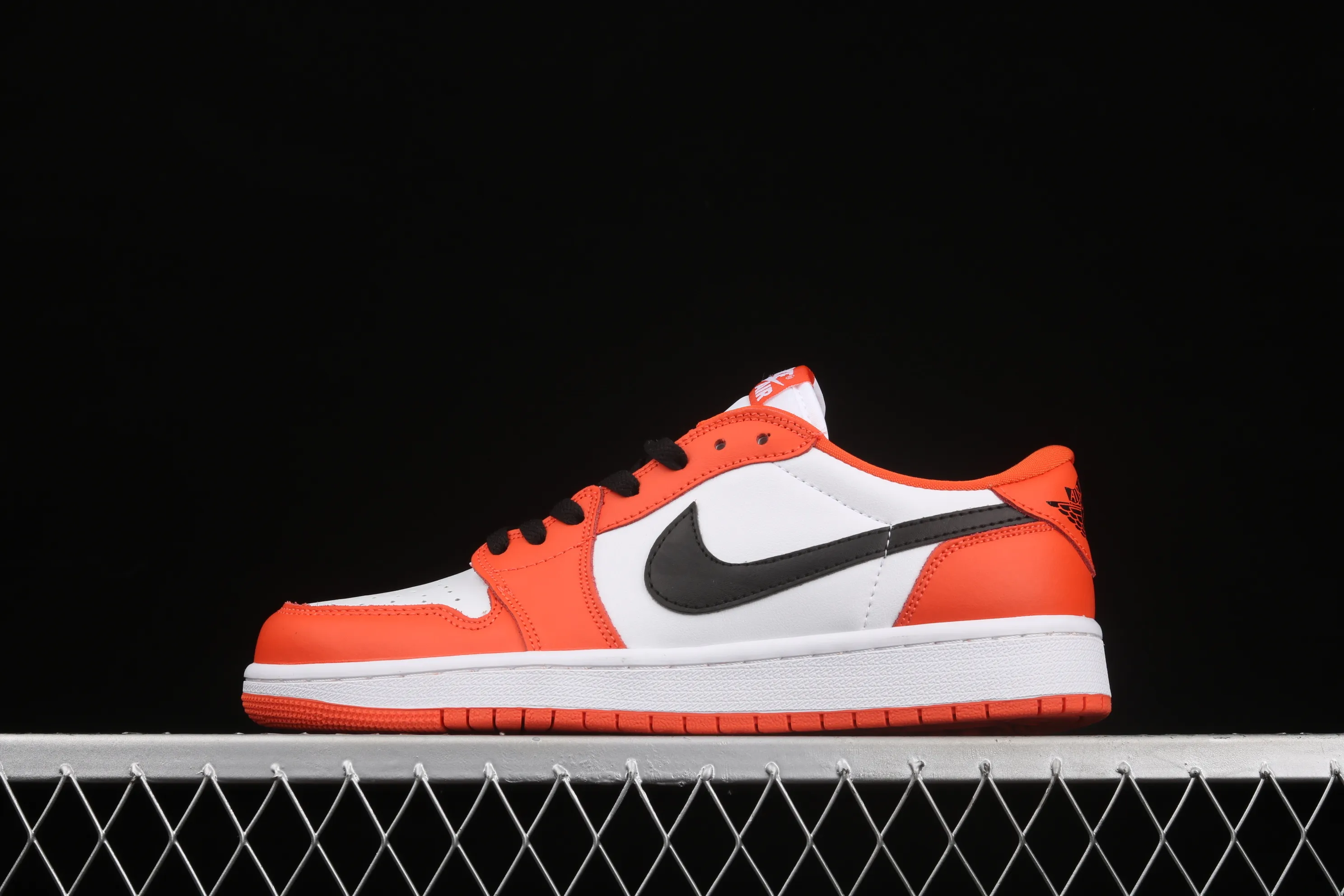 All categories Air Jordan Jordan series basketball shoes Air Jordan 1 Low Z version Air Jordan 1 Low OG "Shattered Backboard" AJ1 Joe 1 low-top buckle CZ0790-801